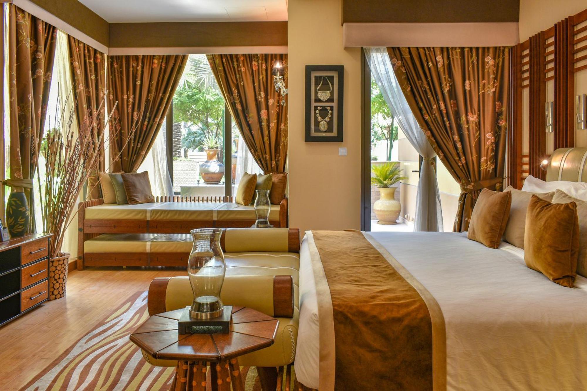 珊瑚度假村 麦纳麦 外观 照片 A suite at the Jumeirah Creekside