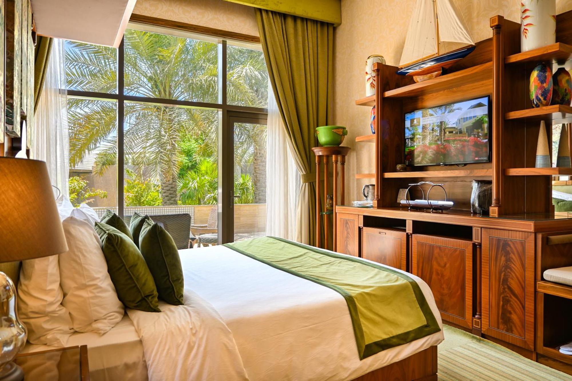 珊瑚度假村 麦纳麦 外观 照片 A bedroom at the resort