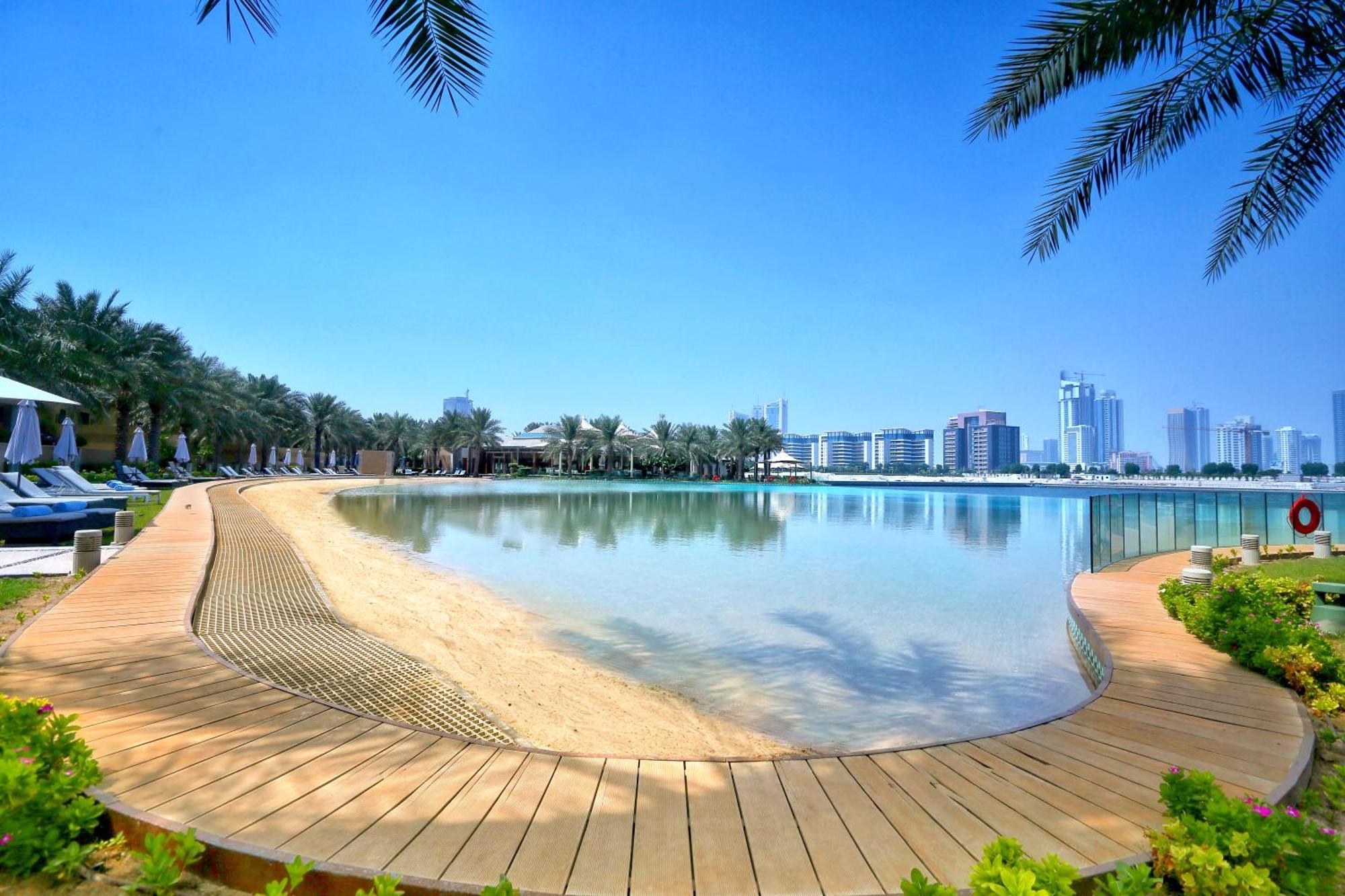 珊瑚度假村 麦纳麦 外观 照片 The Lagoon