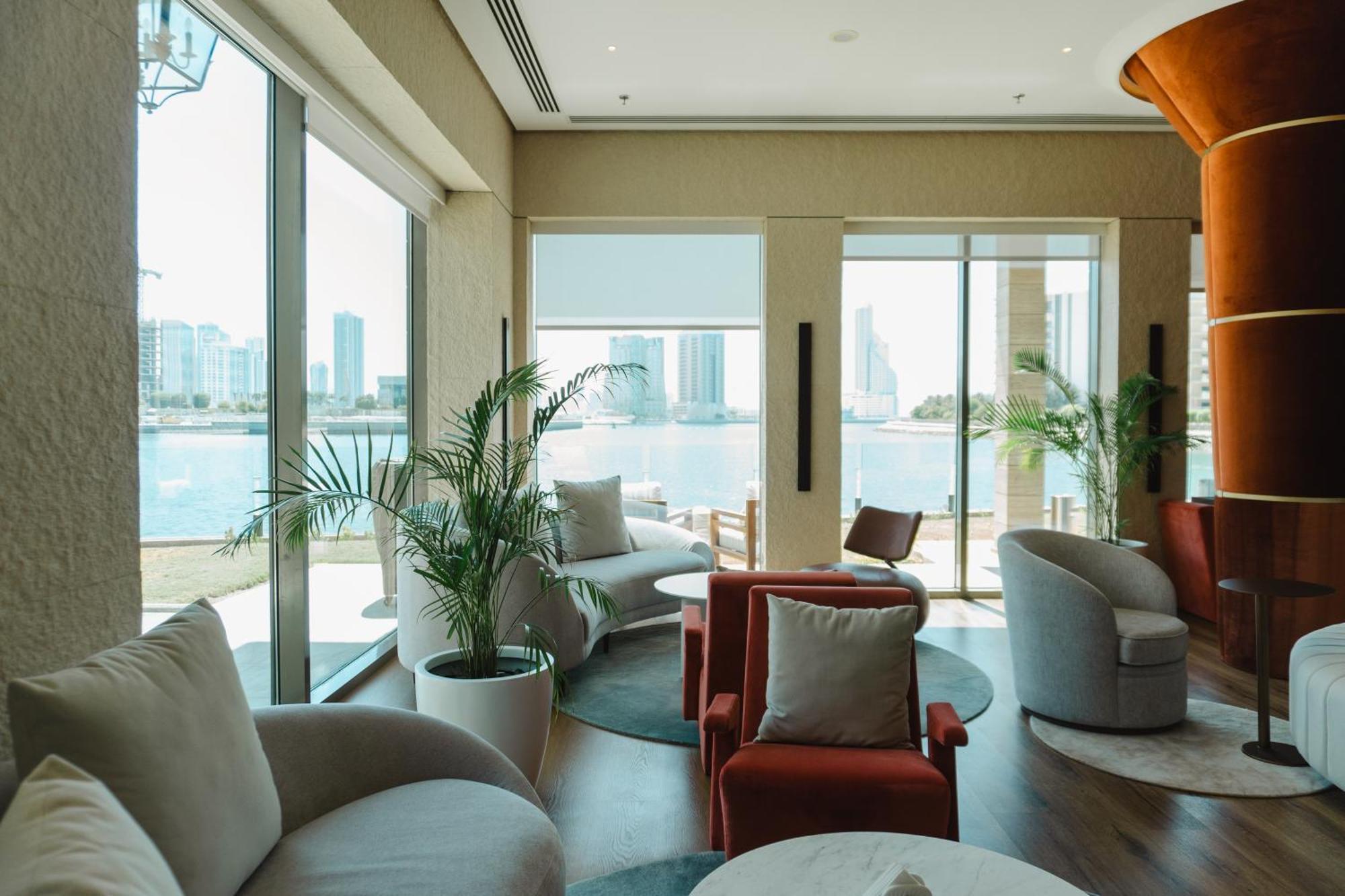 珊瑚度假村 麦纳麦 外观 照片 The lounge at the airport