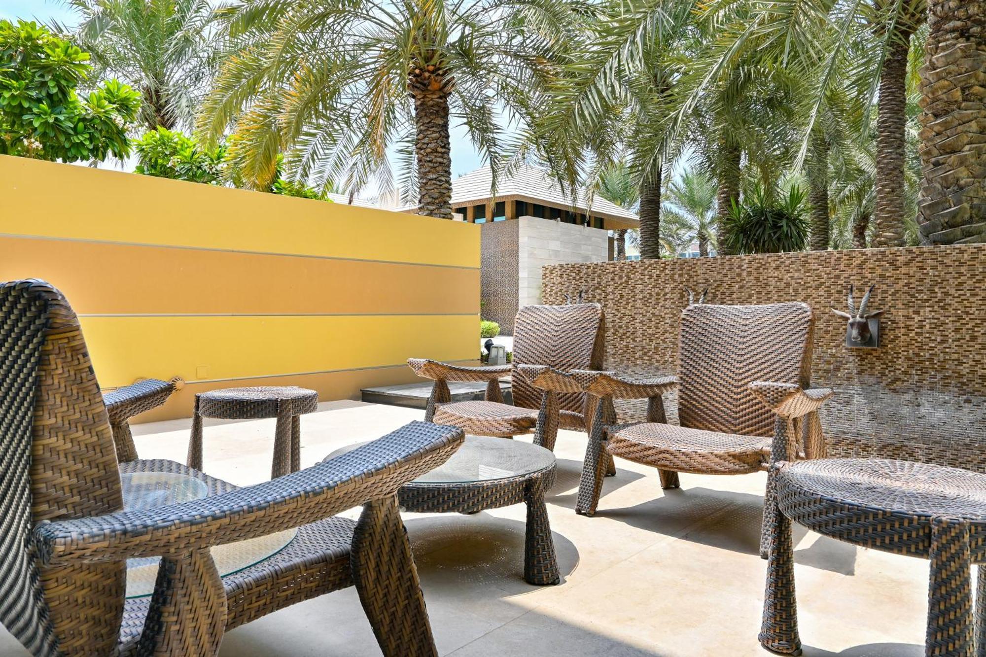珊瑚度假村 麦纳麦 外观 照片 The Palm Beach Hotel