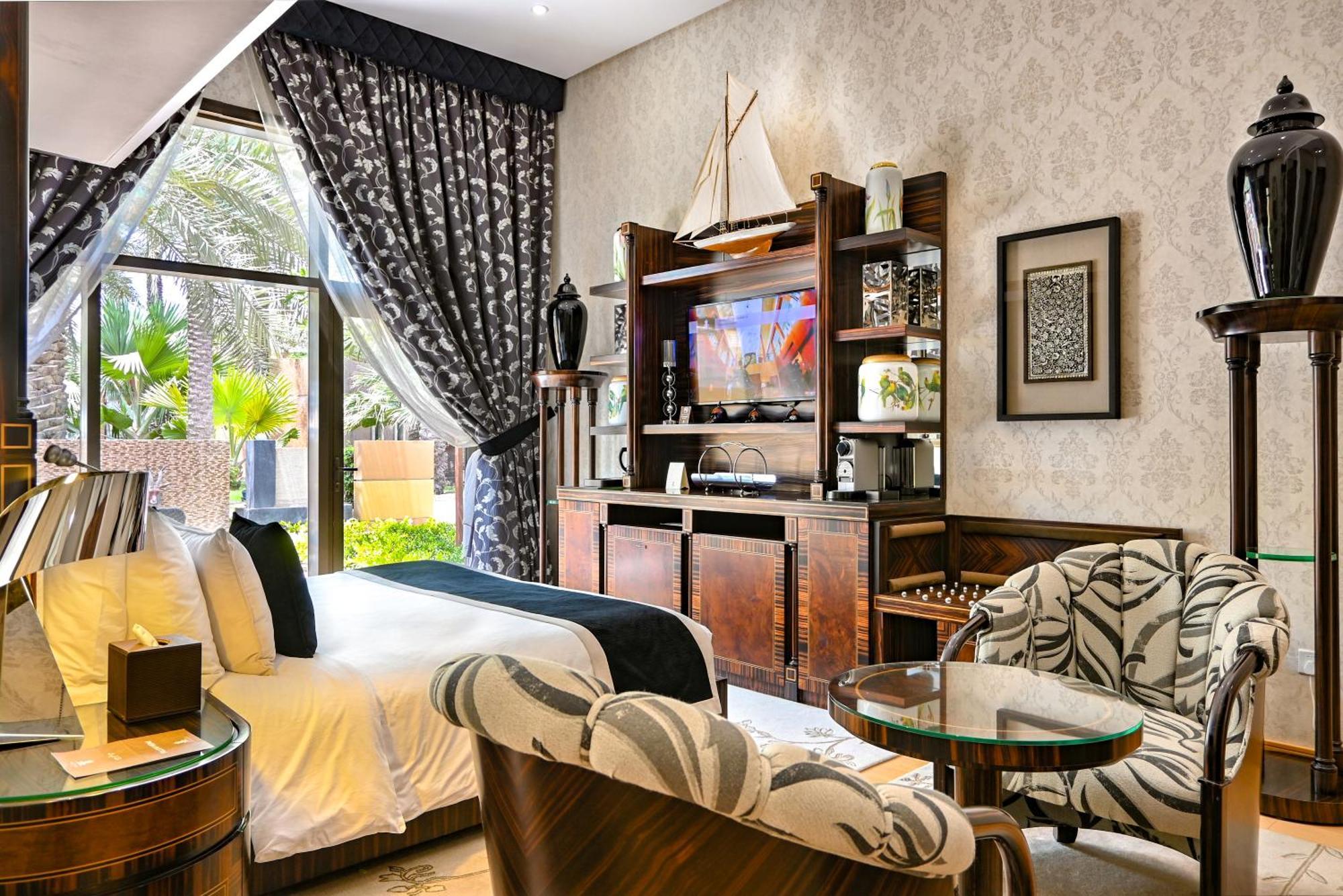 珊瑚度假村 麦纳麦 外观 照片 A room at the hotel